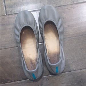 Taupe Tieks